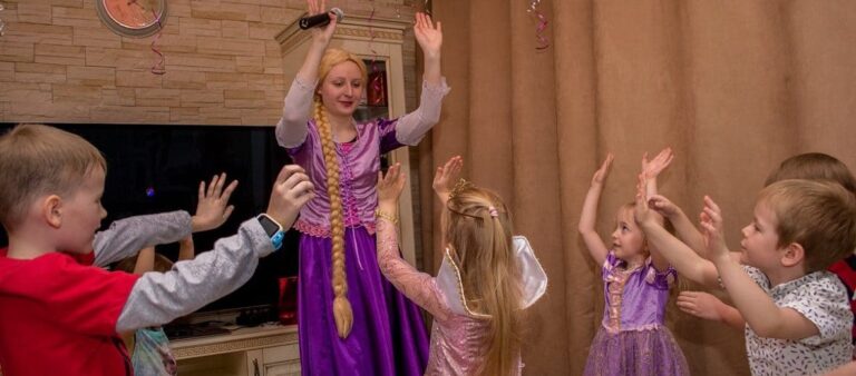 Организация праздника для девочки в стиле Рапунцель